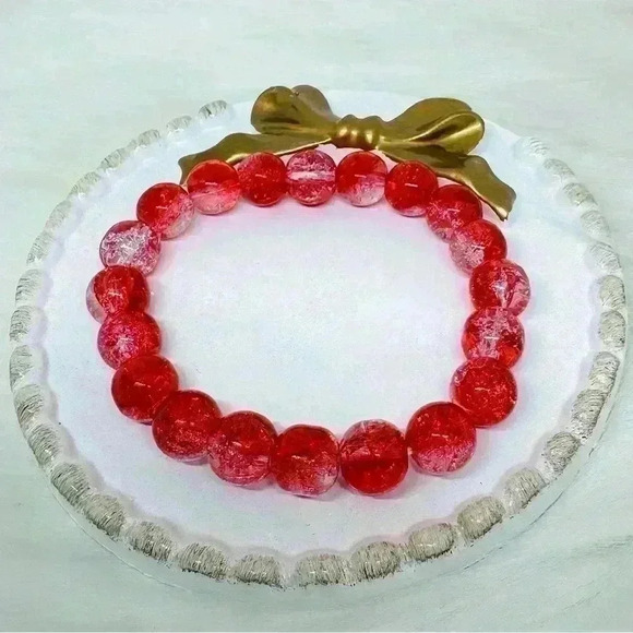 Gradient Red Apple 9mm Beaded Bracelet - Picture 2 of 6
